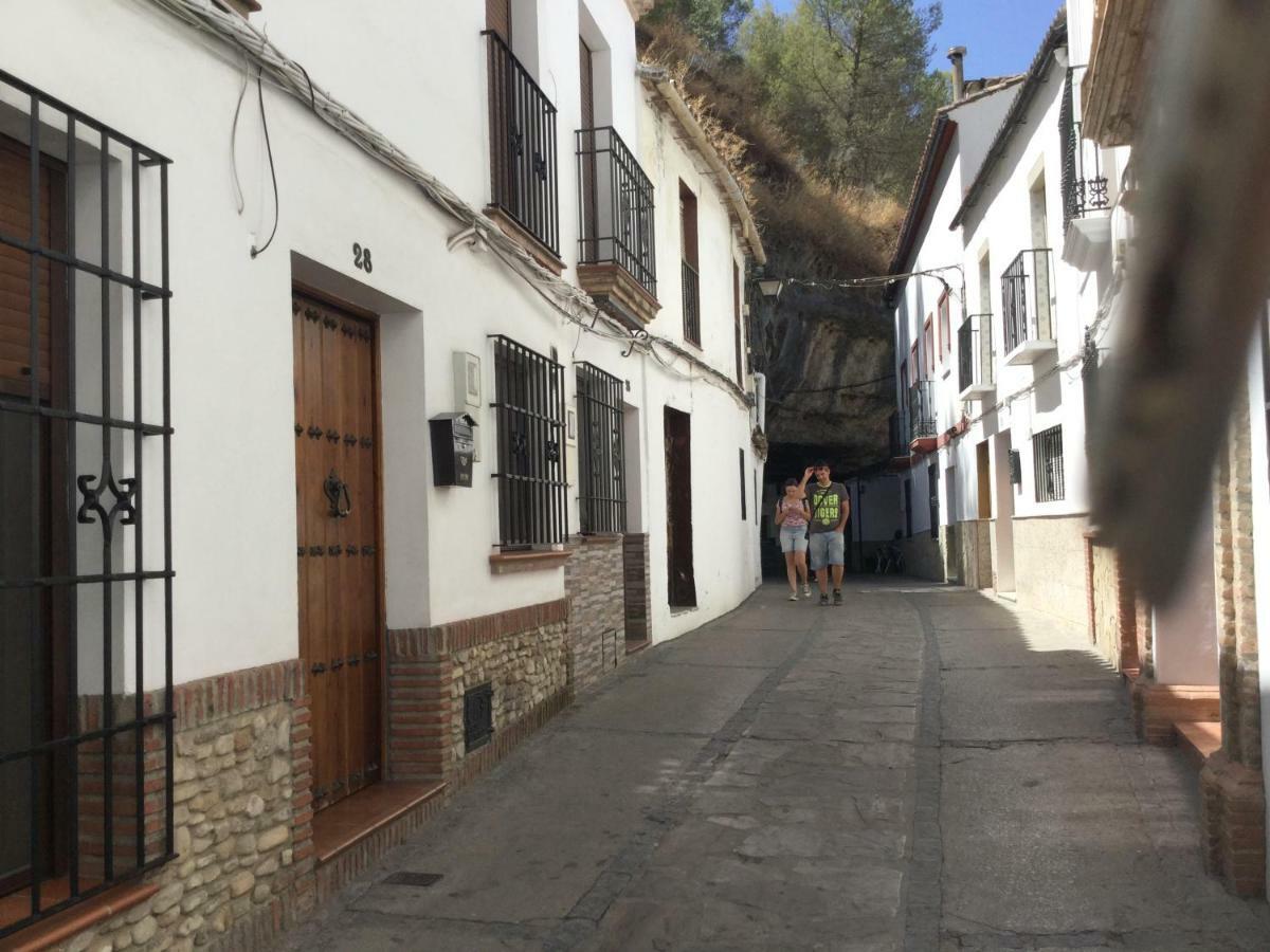 Vivienda Rural Los Tajos De Setenil Setenil De Las Bodegas Екстериор снимка
